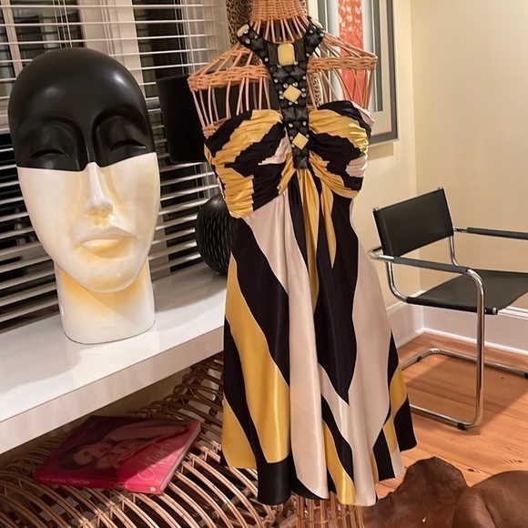 🎉HP🎉🔥SALE 🔥Jovani black yellow and white dress
